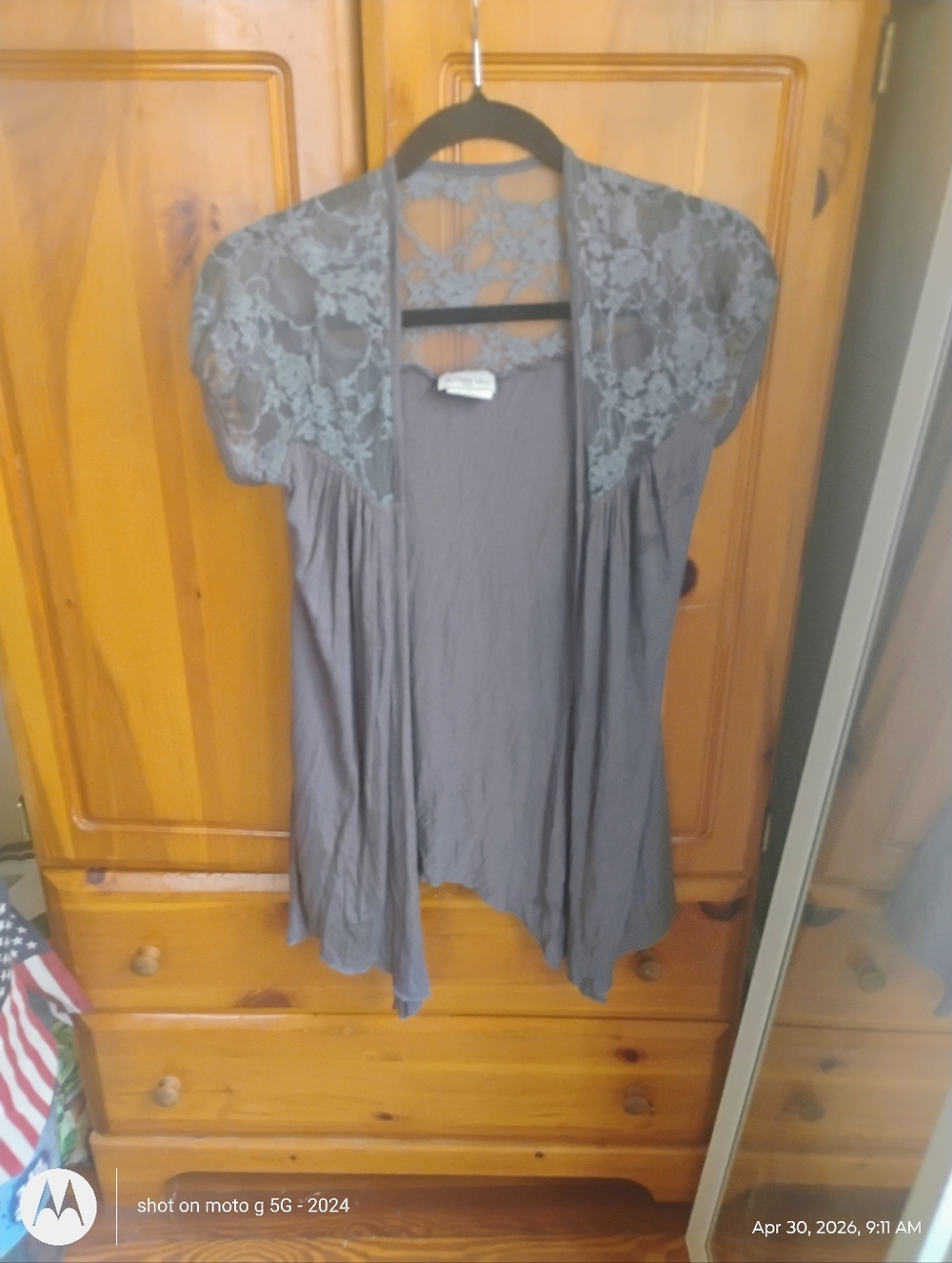 Women's Gray Lace-Shoulder Camisole